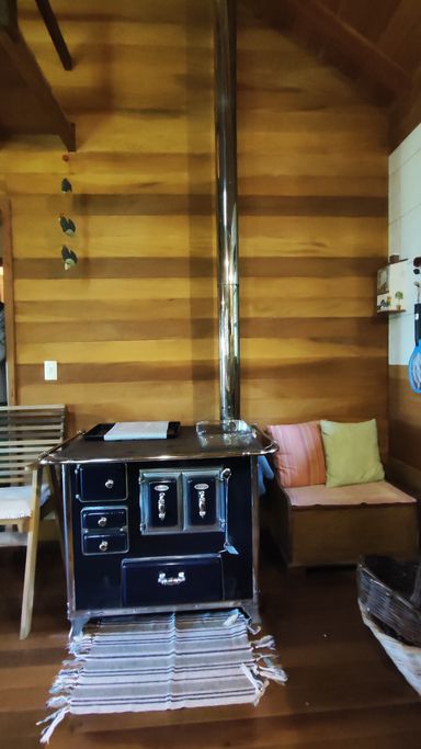 FOGAO A LENHA DA COZINHA