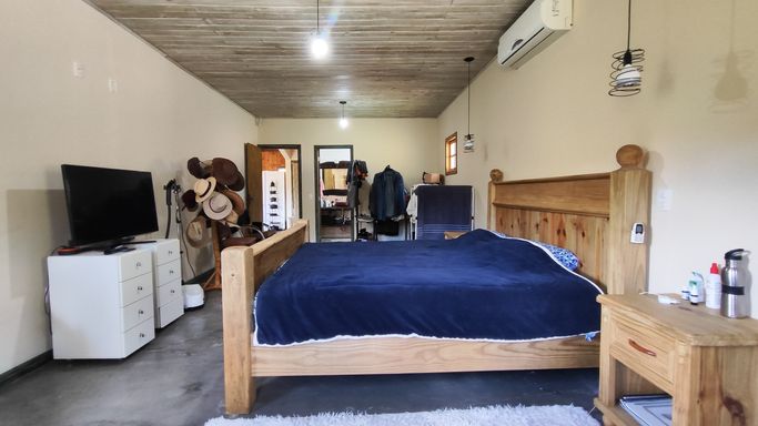 DORMITORIO SUITE AMPLACOM CAMA MASSISSA