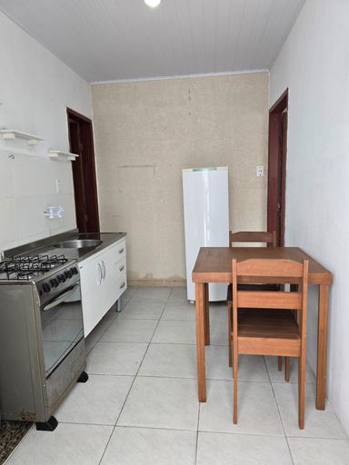 COZINHA E MESA APTO 2 QUARTOS