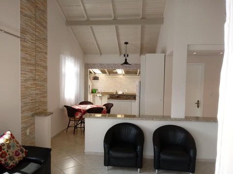 PE DIREITO ALTO DA SLA E COZINHA