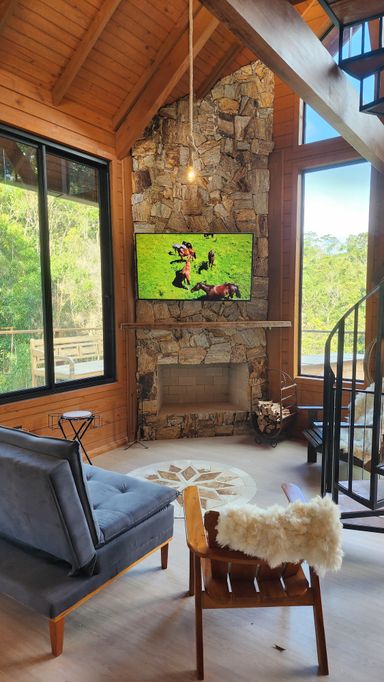 SOFAS E LINDA LAREIRA