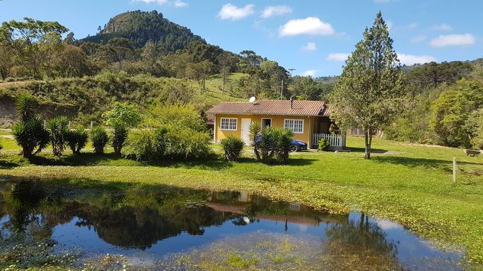 ACUDE E CASA COM NATUREZA