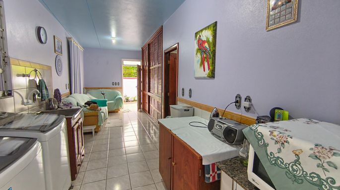 Área de serviço - casa à venda em Águas Mornas/SC