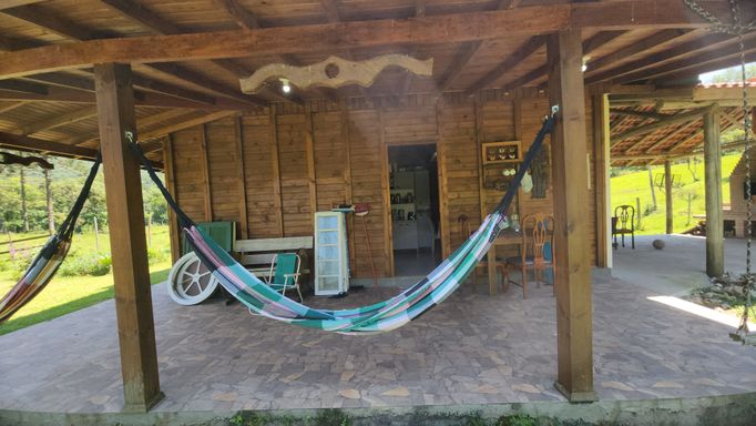 VANADA, GARAGEM E REDE NA CASA