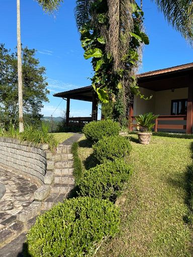 JAERDIM E CASA