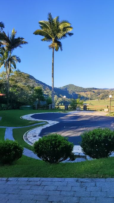 Piscina e linda vista