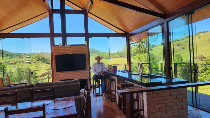 MESA , LAREIRA, VARNAD, PIA E FOOGAO