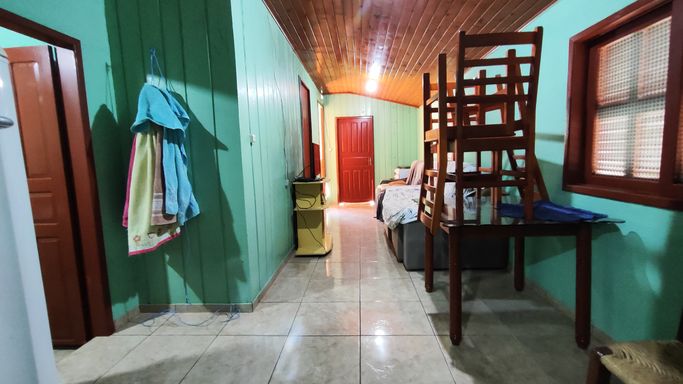 SALA LATERAL DA CASA