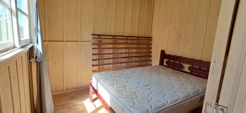 Quarto com cama de casal