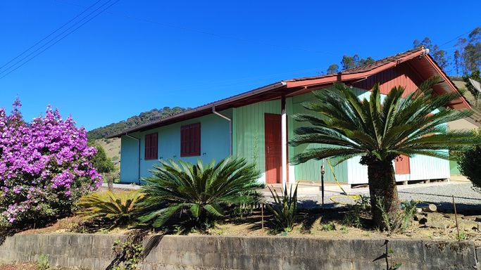 FLORES E CASA