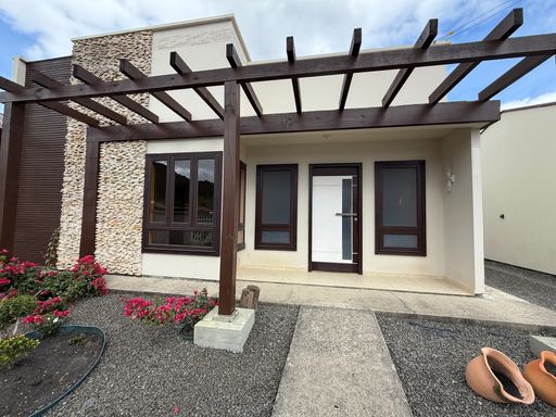 FACHADA DA CASA