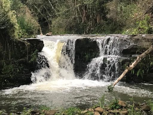 CACHOEIRA LINDA