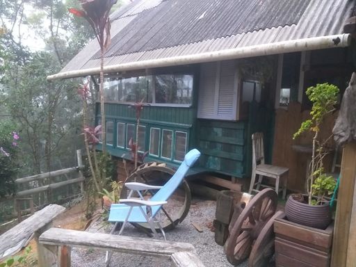 CASA E MOVEIS RUSTICOS