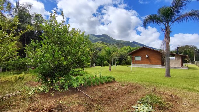 HORTA, CASA E LINDA VISTA