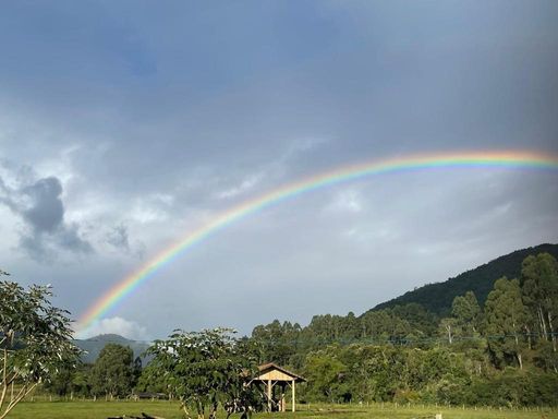 BELO ARCO-ÍRIS