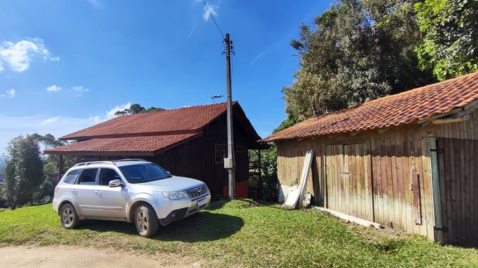GARAGEM E CASA