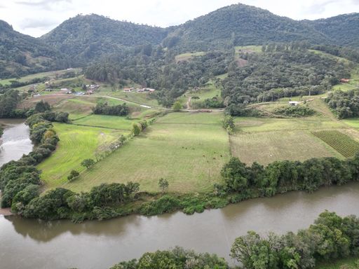RIO E LINDA VISTA