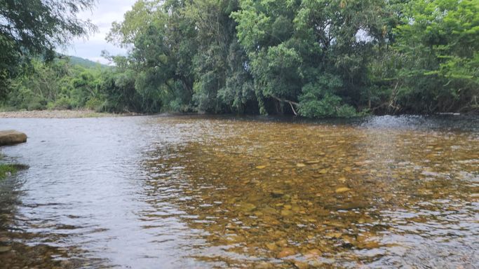 LINDO RIO NA CHEGADA DO SITIO
