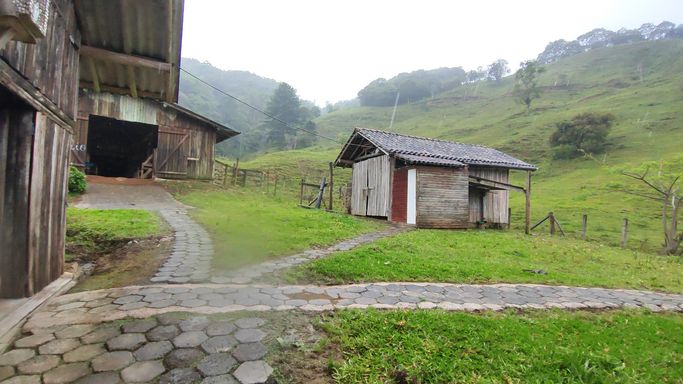 CASA DA TOBATA E DEPOSITOS...