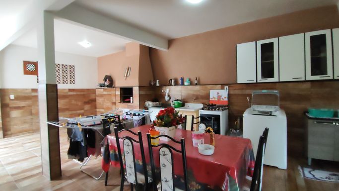 MESA D AREA DE FESTAS