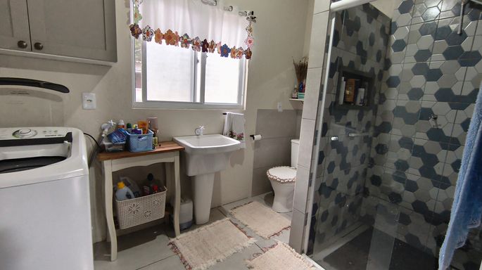 Banheiro com box