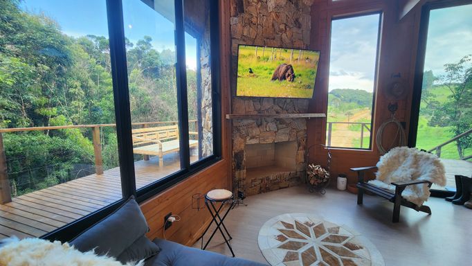 LEREIRA E PISO LINDO DA SALA