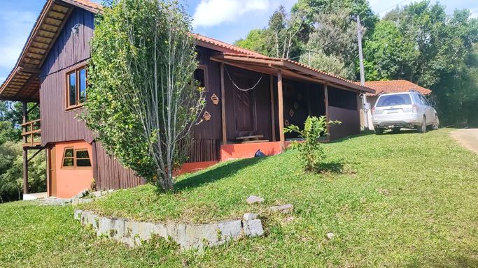 JARDIM VARANDA E CASA