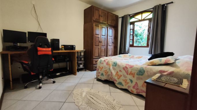 SUITE AMPLA