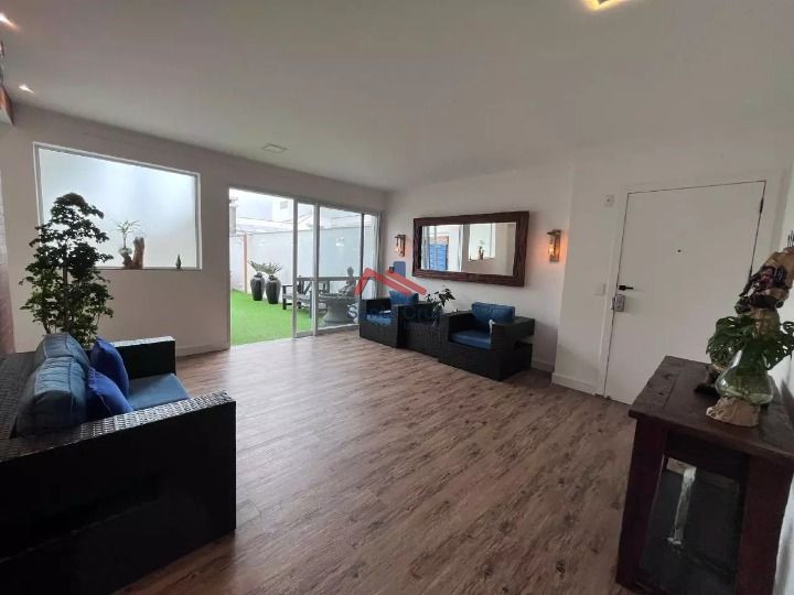 Cobertura à venda com 3 quartos, 230m² - Foto 2