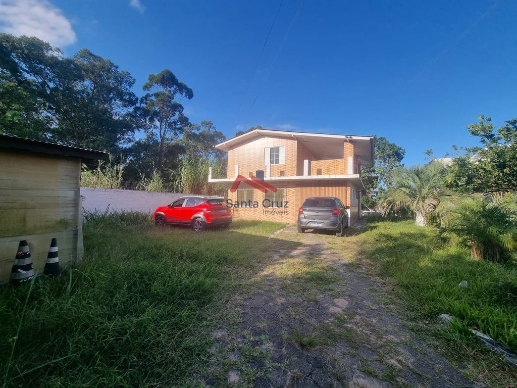 Sobrado à venda com 3 quartos, 200m² - Foto 1