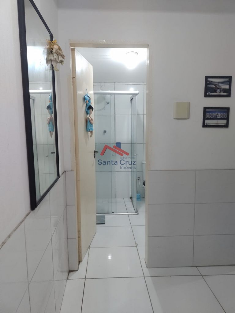 Casa à venda com 2 quartos, 79m² - Foto 10