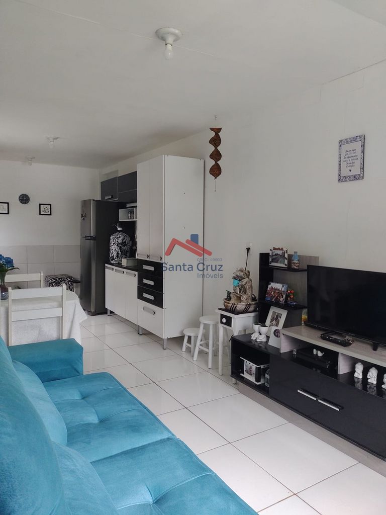 Casa à venda com 2 quartos, 79m² - Foto 9