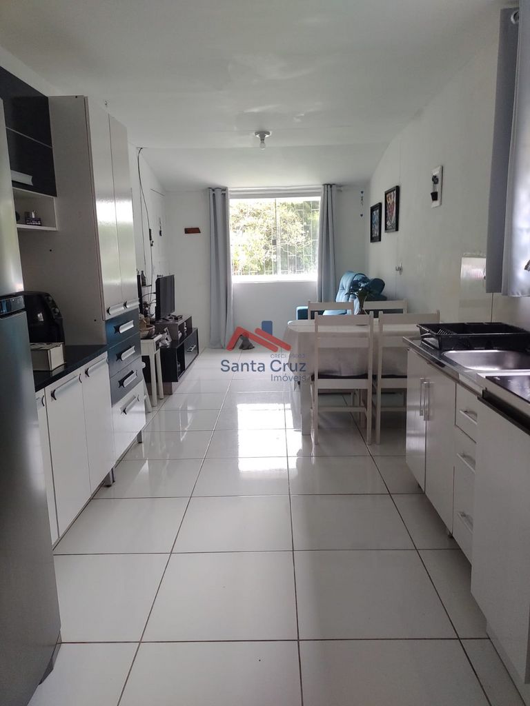 Casa à venda com 2 quartos, 79m² - Foto 3