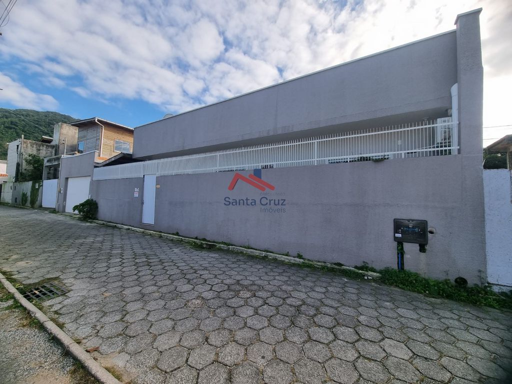 Casa à venda com 3 quartos, 176m² - Foto 3