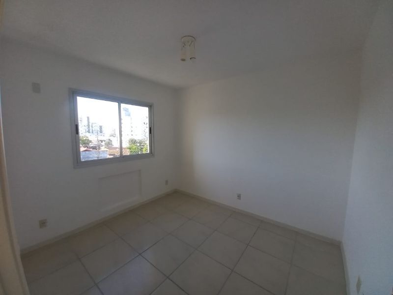 Apartamento à venda com 2 quartos, 60m² - Foto 10