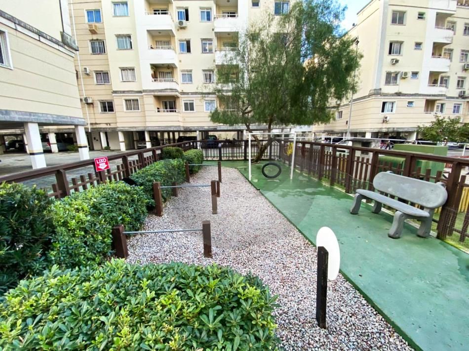 Apartamento à venda com 2 quartos, 60m² - Foto 5