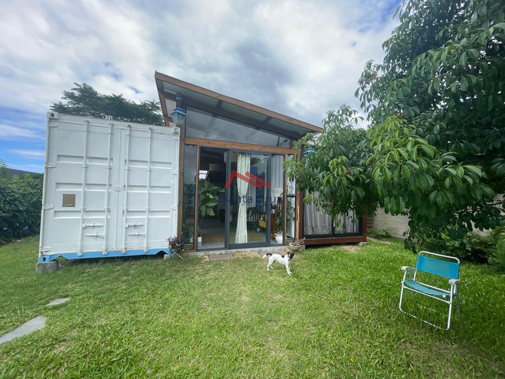 Casa à venda com 2 quartos, 80m² - Foto 10
