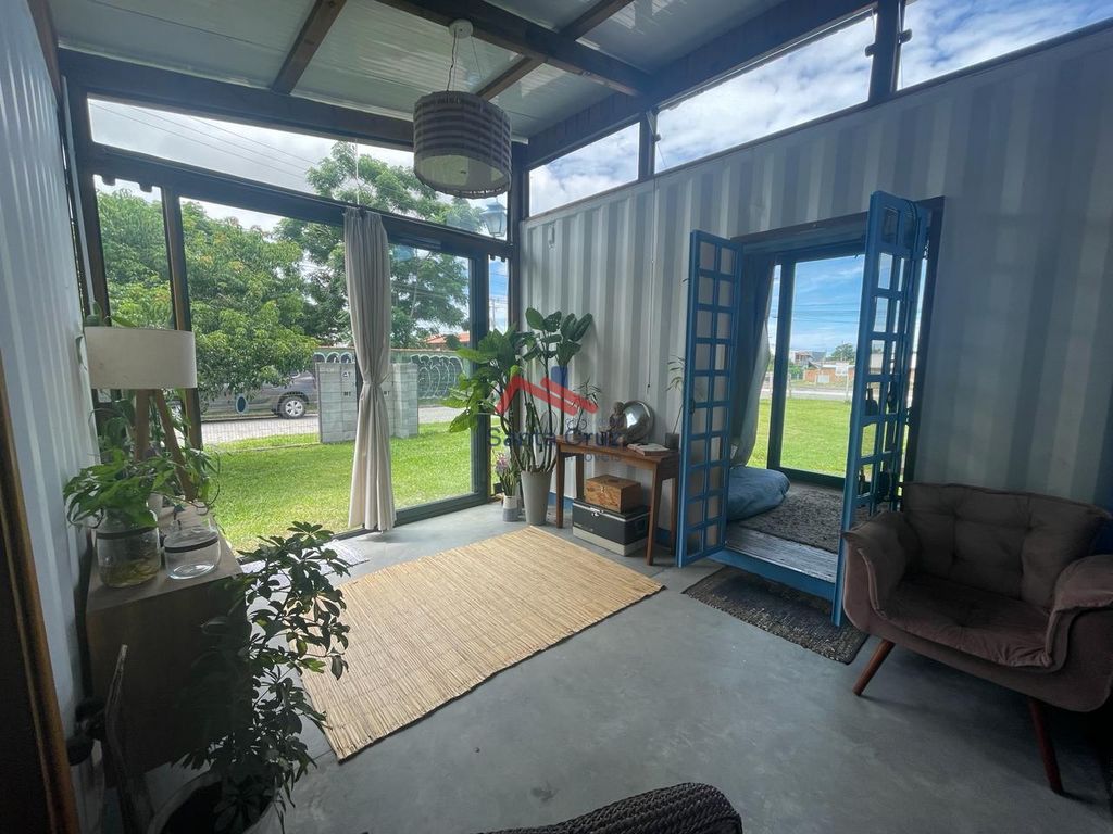Casa à venda com 2 quartos, 80m² - Foto 12