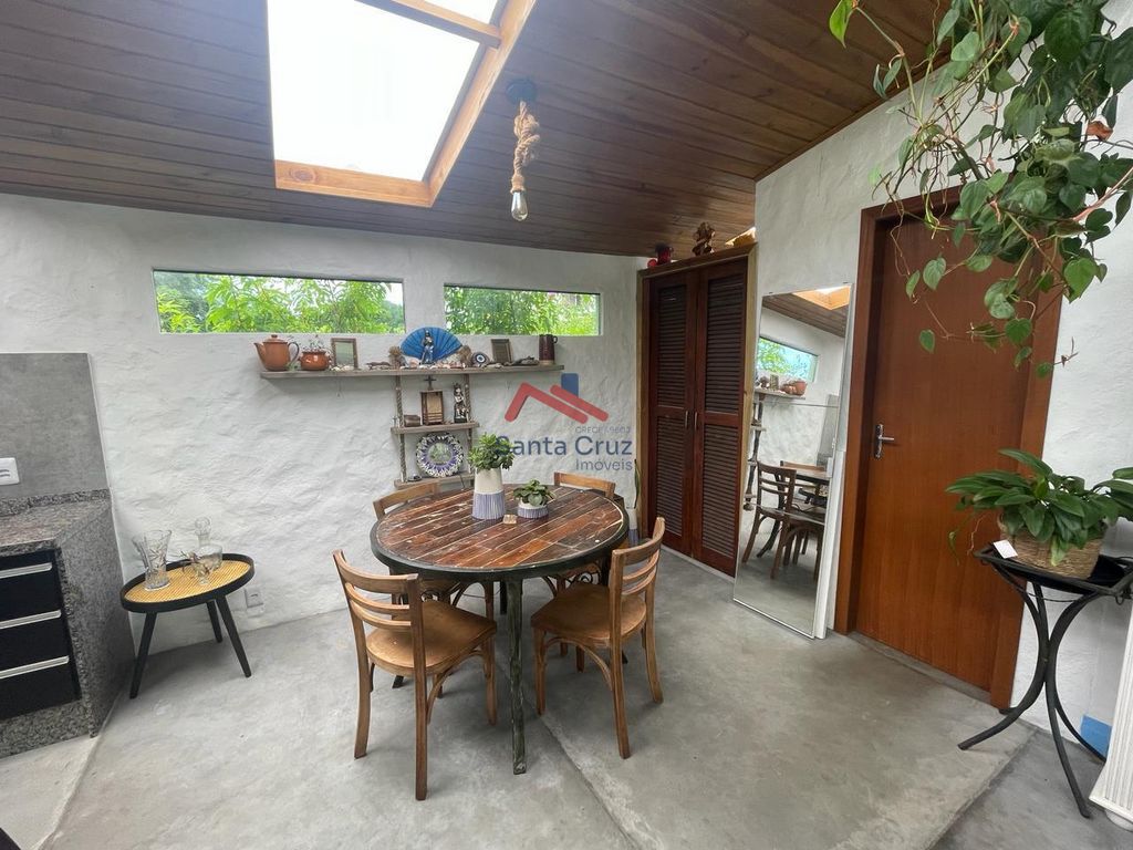 Casa à venda com 2 quartos, 80m² - Foto 16