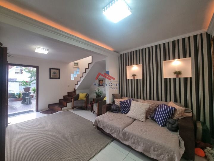 Casa à venda com 3 quartos, 51m² - Foto 11