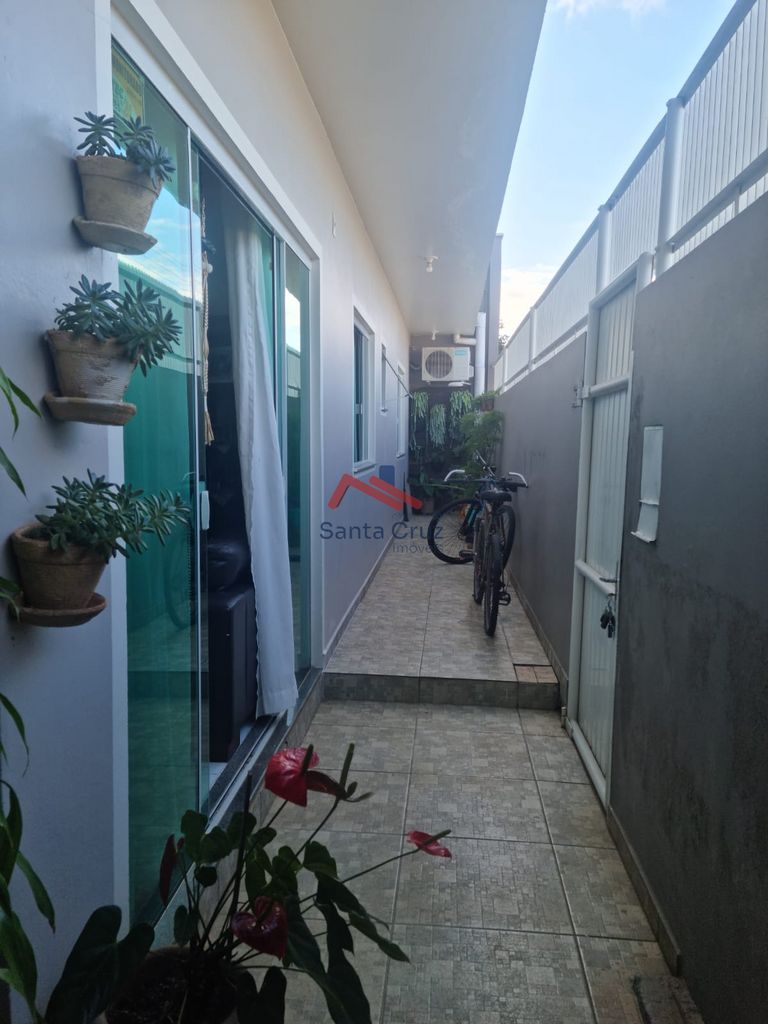 Casa à venda com 3 quartos, 176m² - Foto 9