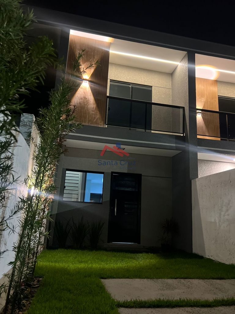 Sobrado à venda com 2 quartos, 85m² - Foto 1