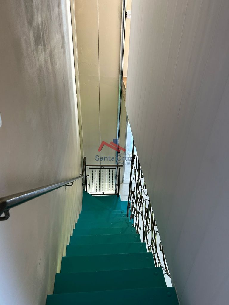 Sobrado à venda com 6 quartos, 300m² - Foto 18