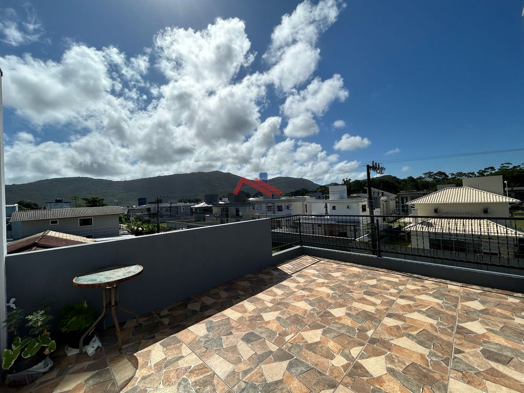 Sobrado à venda com 6 quartos, 300m² - Foto 3