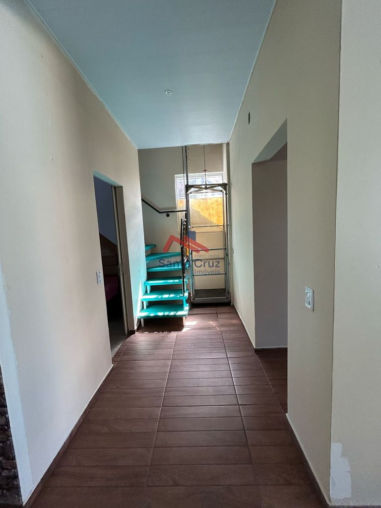 Sobrado à venda com 6 quartos, 300m² - Foto 28