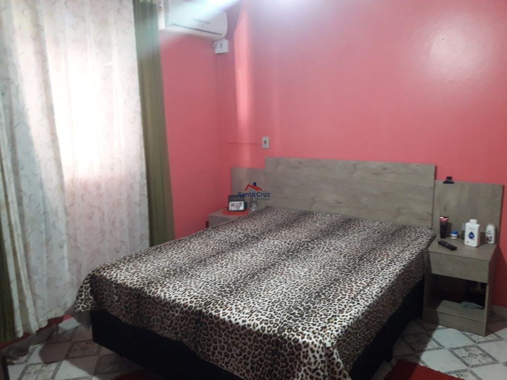 Casa à venda com 6 quartos, 198m² - Foto 5