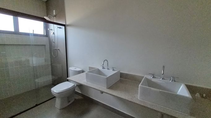 Banheiro da suíte principal