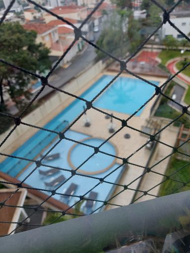 Piscinas e quadra