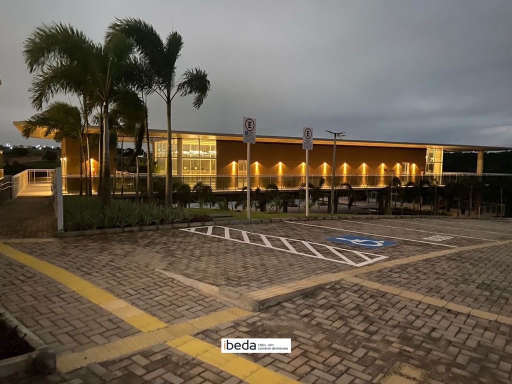 Casa de Condomínio à venda com 3 quartos, 390m² - Foto 9