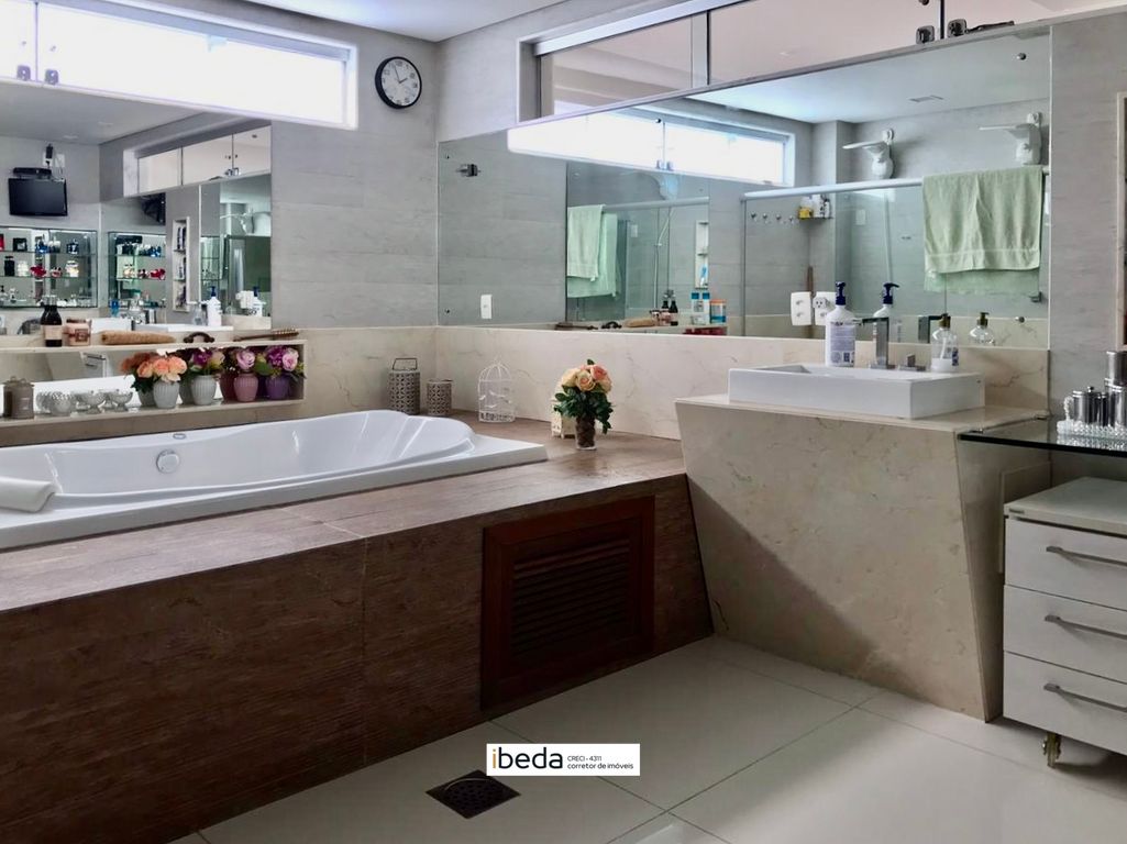 Casa de Condomínio à venda com 4 quartos, 500m² - Foto 16